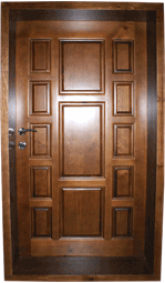 Профилированные деревянные двери на картинке