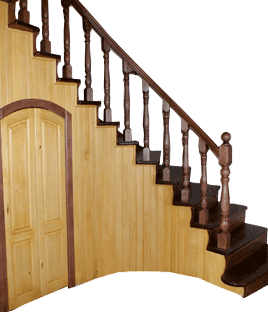 деревянная лестница с кладовкой
